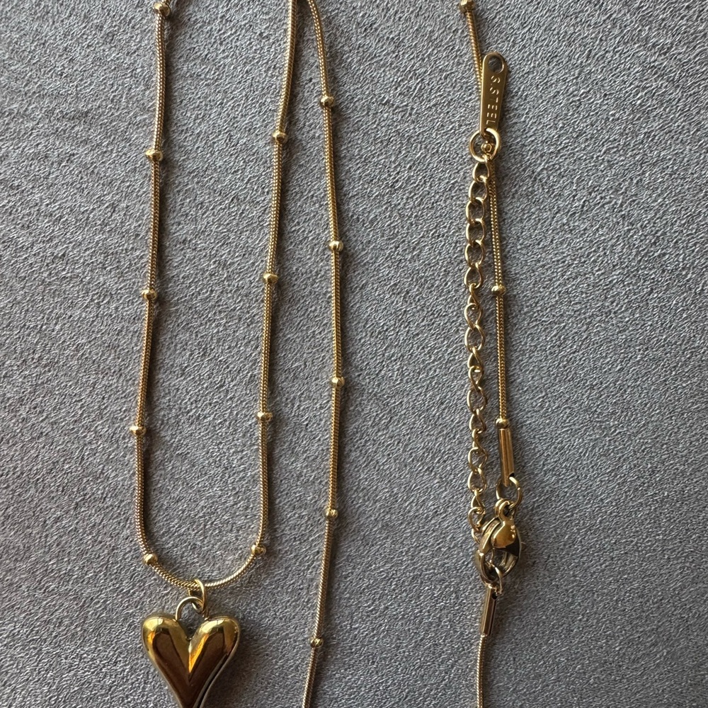 Gold Heart Pendant Necklace